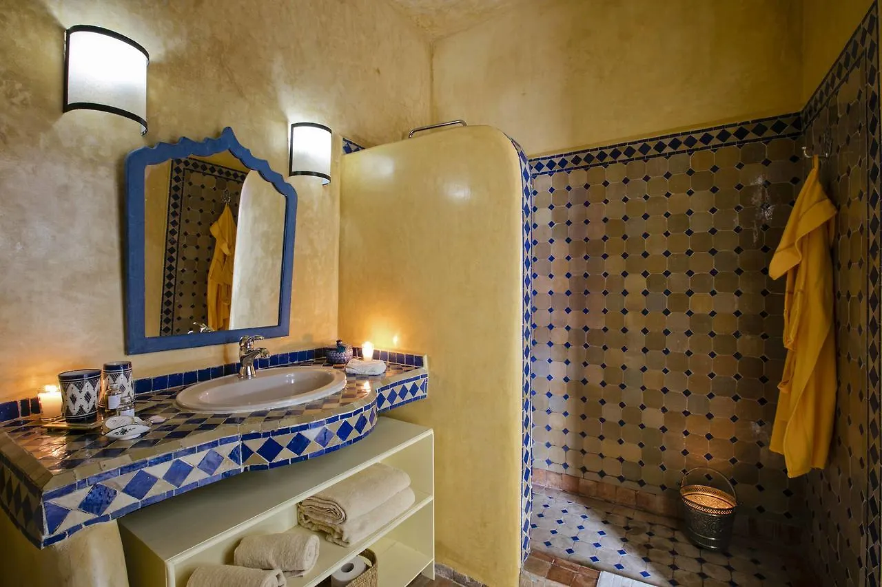 Riad Emotion As-Sawíra