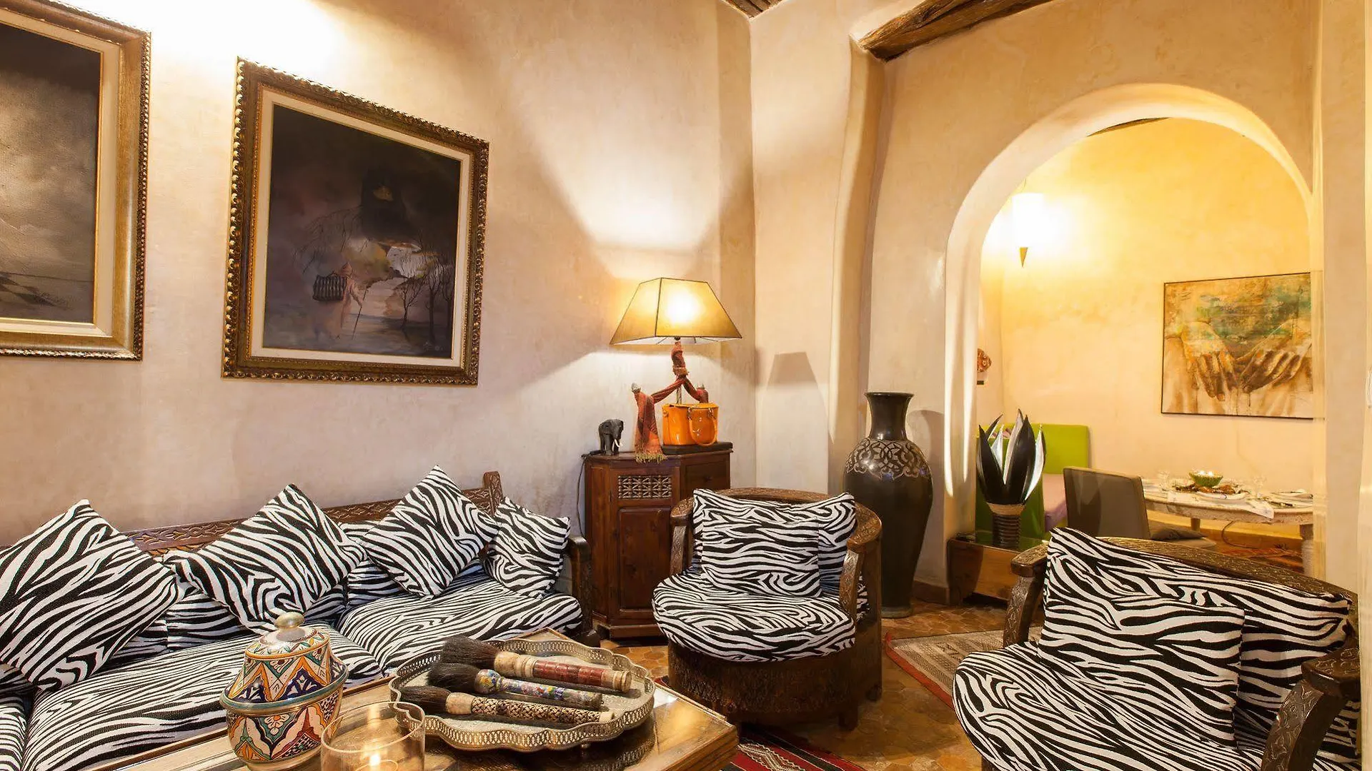 Riad Emotion As-Sawíra